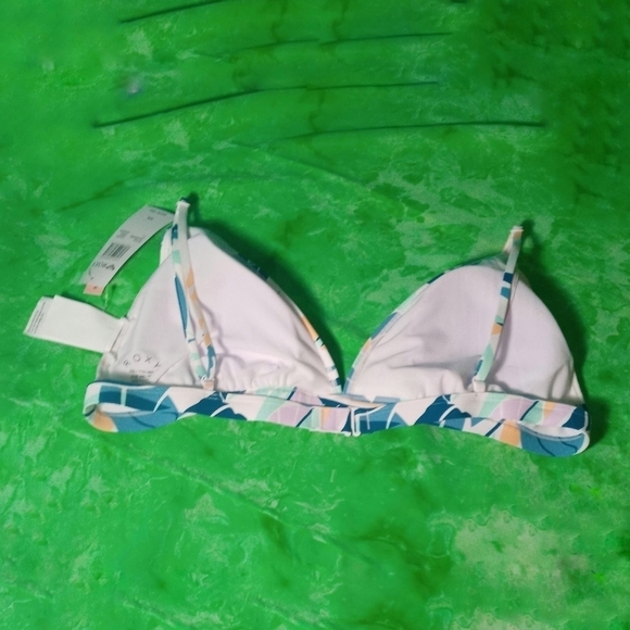 Roxy Tropical Bikini Top - Picture 2 of 6